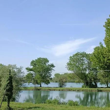 Farm stay Podere Ai Laghi *